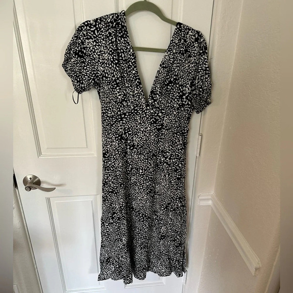 Free People Looking Love MIDI Dress Black White Size 0 - Picture 4 of 6